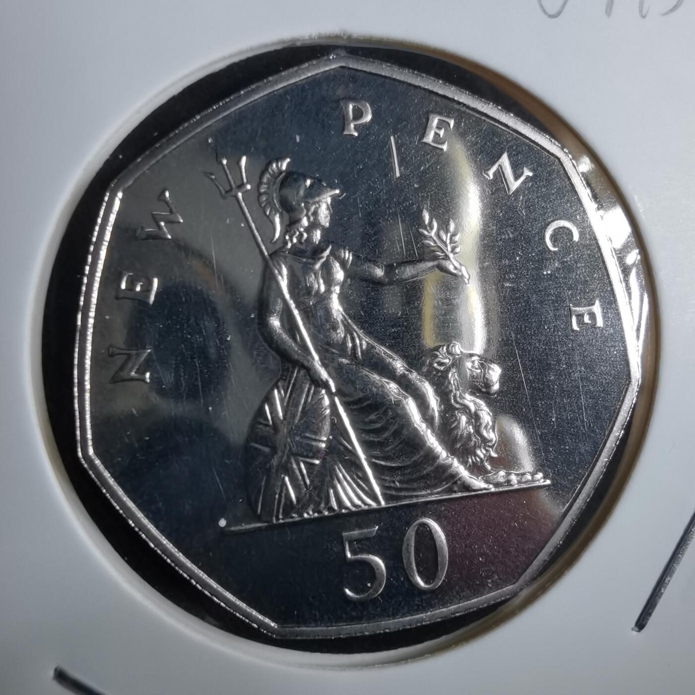 沼泽如烟--第967场 英国1971年50便士精制币