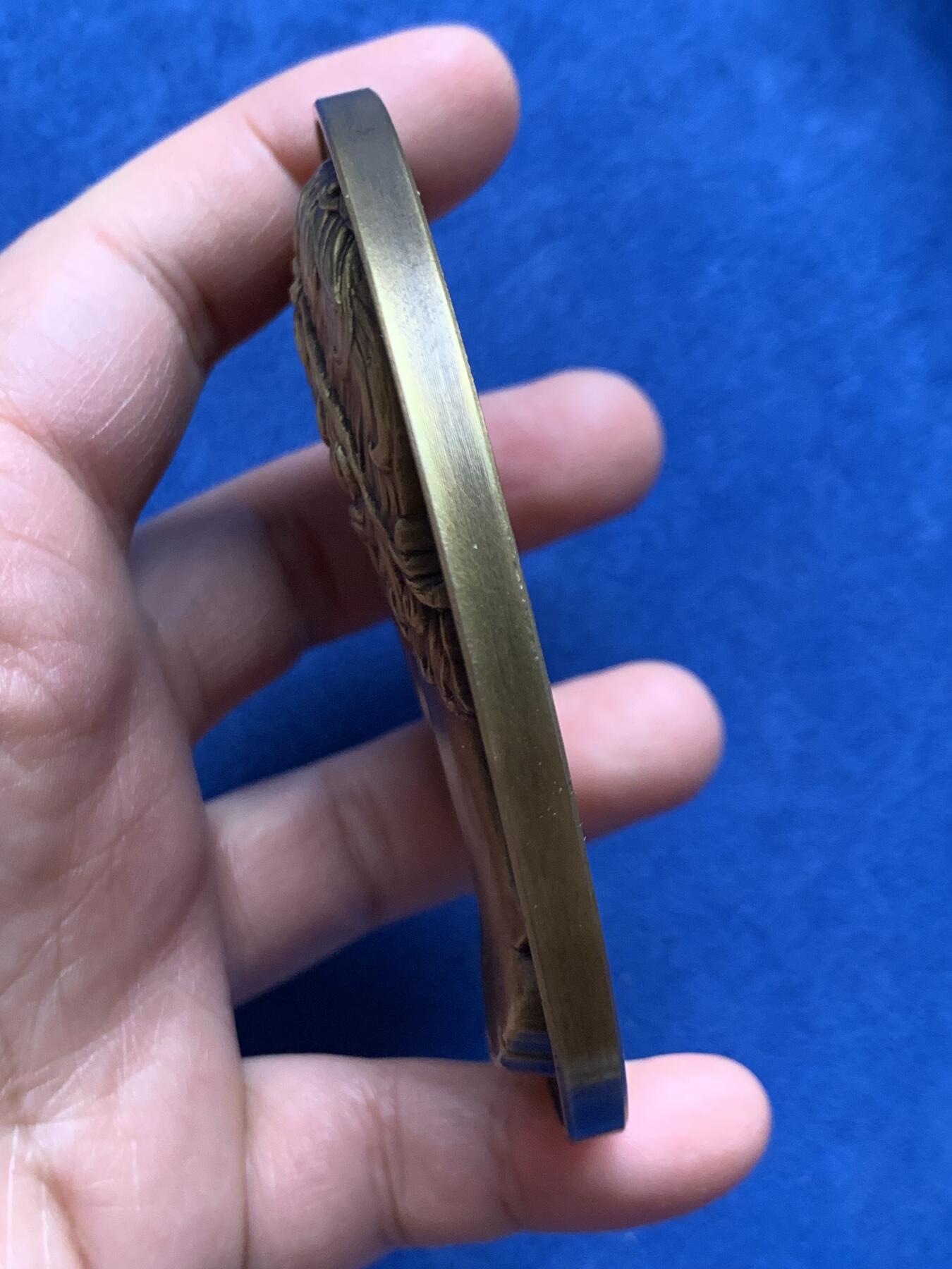 《竞宝斋》第460场 周日，周一，2场连拍 （全场包邮）欢迎送拍 1997年塞普蒂曼尼亚的文学与艺术-行吟诗人大铜章 201.4克 89mm 带盒