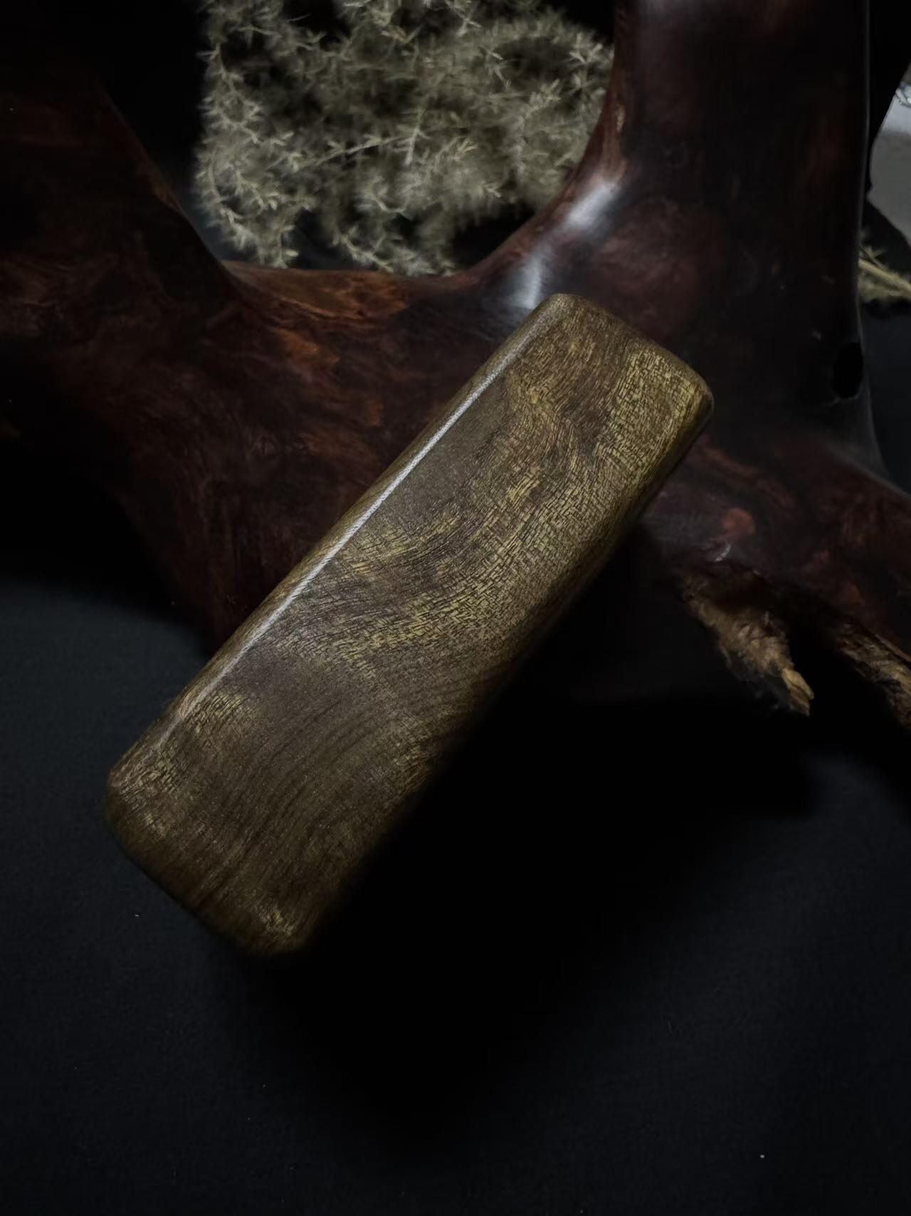 零元拍：B15金丝楠牌子，香喷喷的小金砖，金光闪闪，81/41/26MM