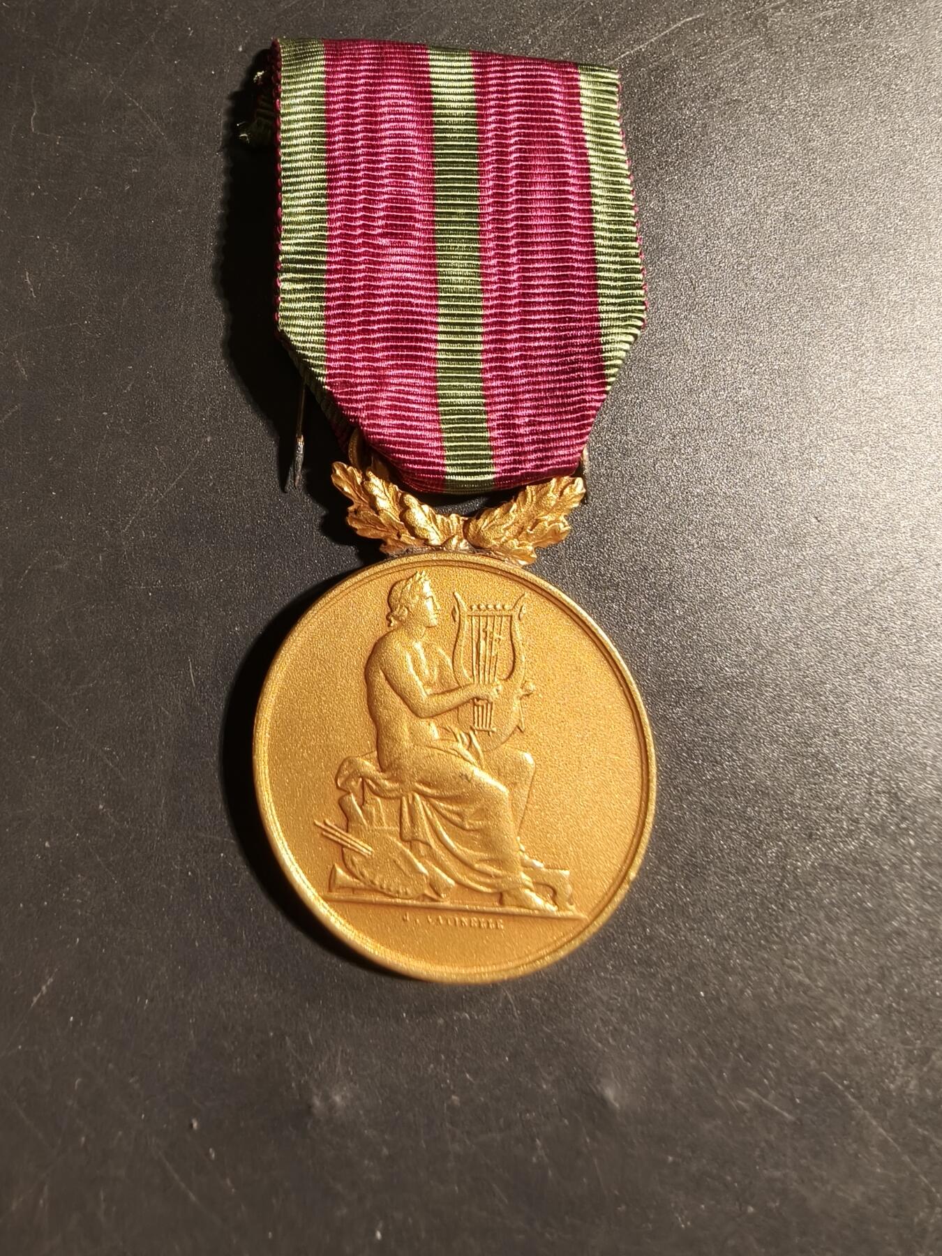 老王徽章第178期 法国金级合唱协会奖章