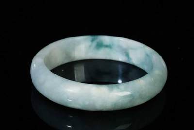 上海都达杂项专场三十四【年后发货全场包邮】  天然 翡翠手镯86-47