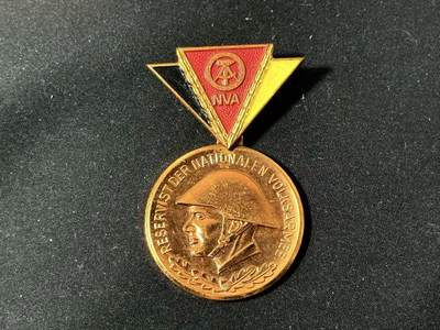 罗岚⭐爱藏⭐甄选专拍第四场-分享拍场赚佣（实体经营） - 民主德国人民军预备役军官奖章  早期凸版