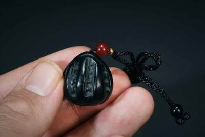 上海都达杂项专场三十四【年后发货全场包邮】  天然和田玉青玉核桃吊坠挂件 附鉴定证书89-93