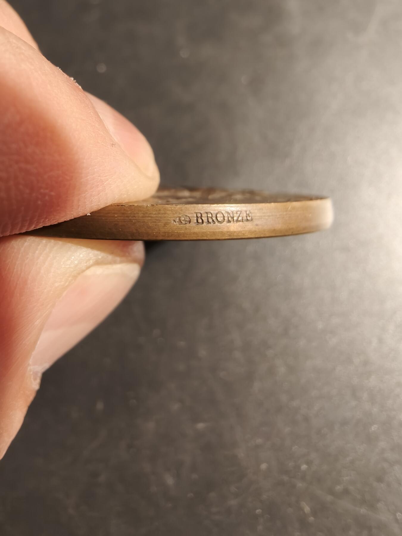 老王徽章第178期 法国1902年博韦地区农业竞赛大铜章    大师阿尔菲杜布瓦作品    直径50mm    重量61.5g