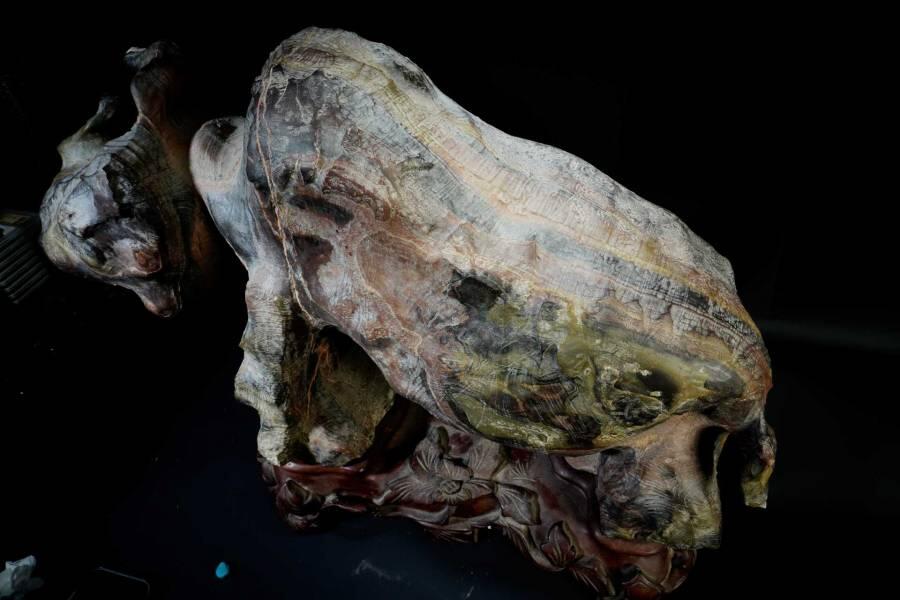 上海都达杂项专场五（全场包邮） 犀牛望月 灵璧赏石特大摆件