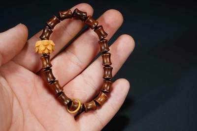 上海都达杂项专场七十三【全场包邮】 海南黄花梨虎皮纹竹节珠莲花手串 附鉴定证书86-267