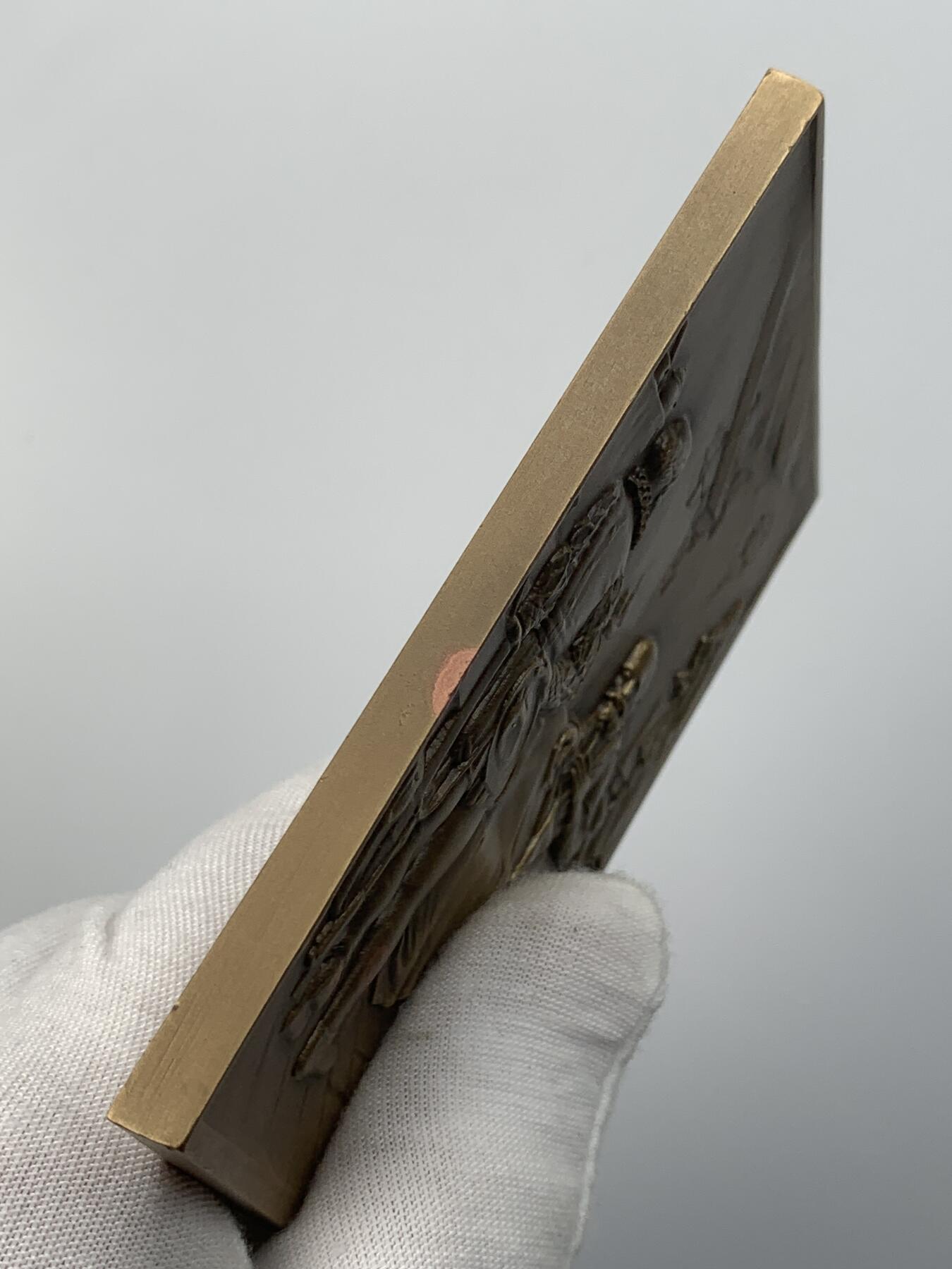 掌中浮雕-藏着的欧洲第050场 1980年葡萄牙诗人卡蒙思大铜章，70*100mm，288g