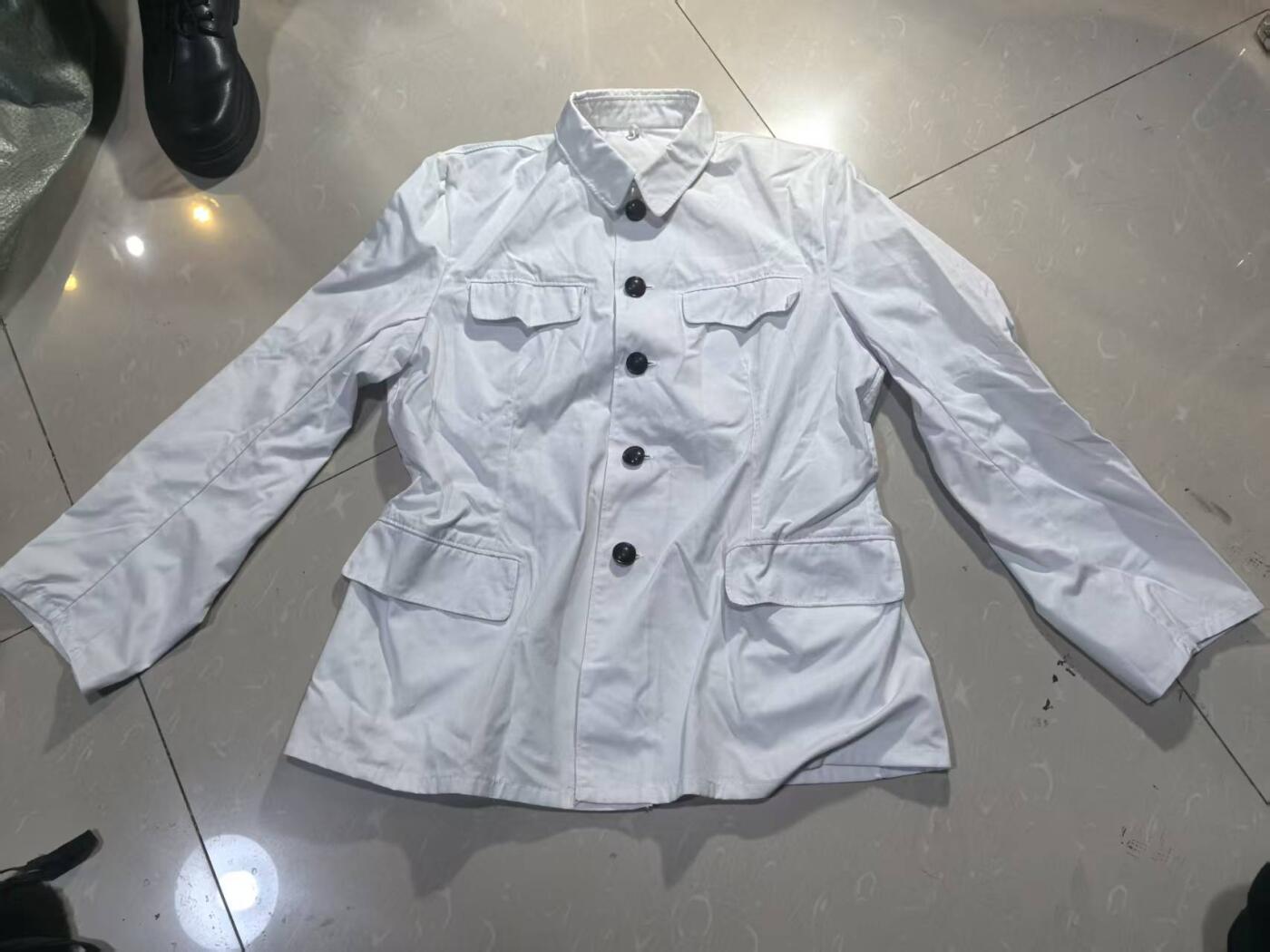 罗岚⭐爱藏⭐甄选专拍第四场-分享拍场赚佣（实体经营） su-M74式海干部白常服 全新未下水 正二号大小 适合175-180体型适中者穿着