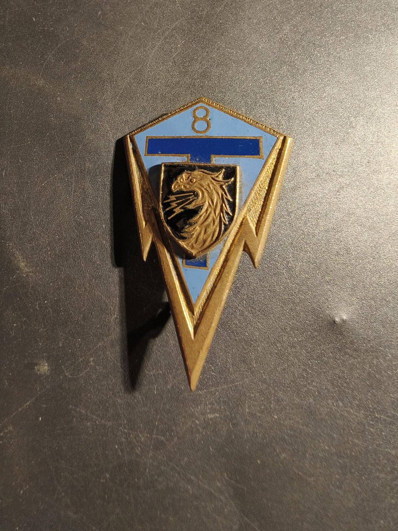 老王徽章第178期 法国陆军第8通信团证章