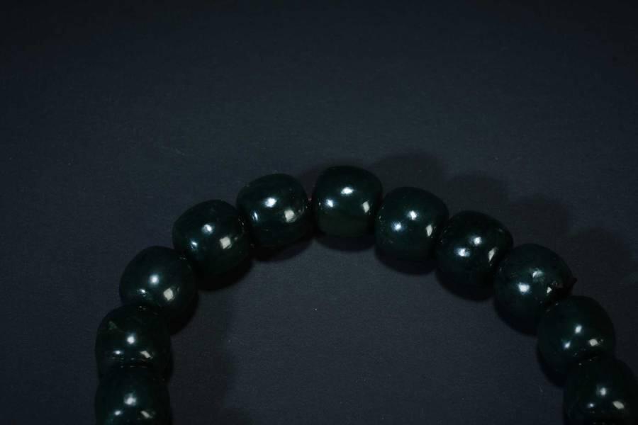 上海都达杂项专场五（全场包邮） 天然和田玉青玉老形珠手串 附鉴定证书87-51