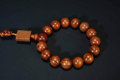 上海都达杂项专场四（全场包邮） - 海南黄花梨虎皮纹1.5圆珠手串 附鉴定证书86-257
