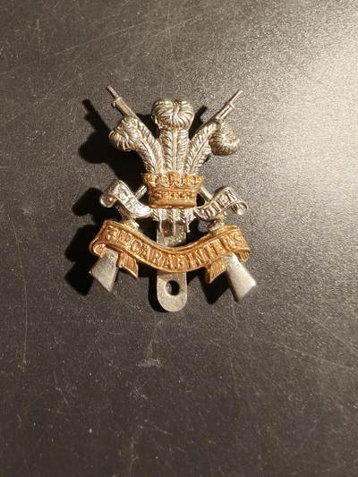 老王徽章第178期 - 英国陆军第3卡宾枪骑兵团帽徽    一战时期