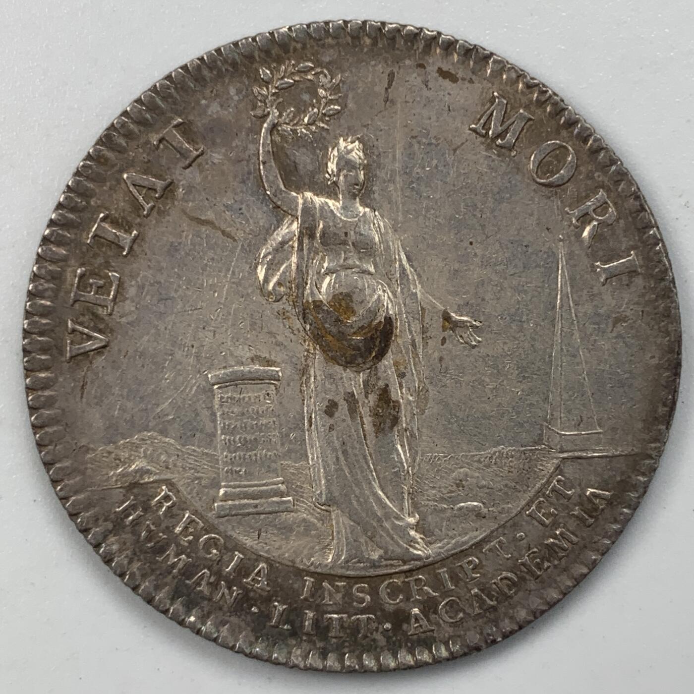 掌中浮雕-藏着的欧洲第050场 路易十五法兰西皇家铭文与美文学会银质代币，30.45mm，7.75g