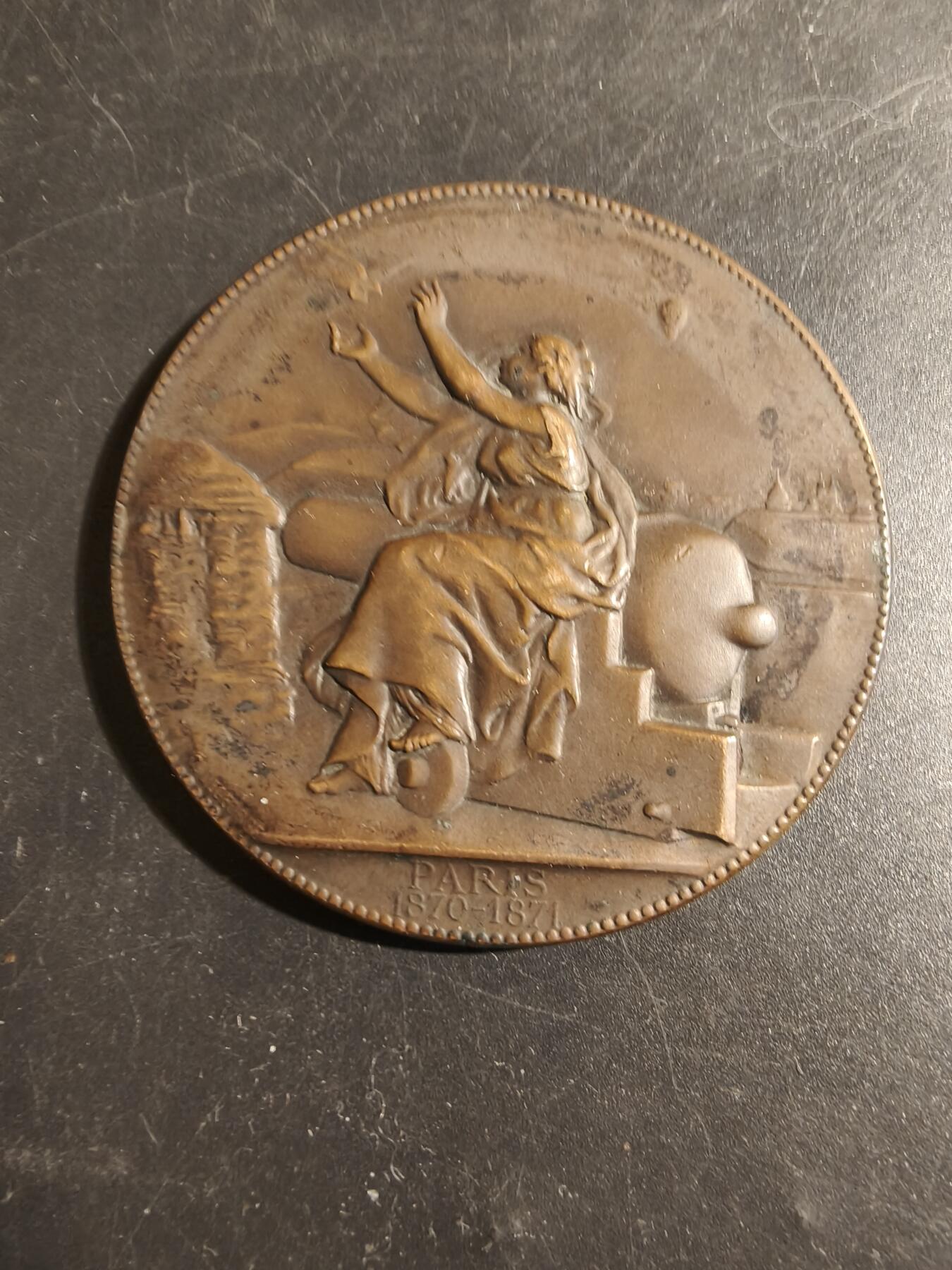 老王徽章第178期 法国普法战争巴黎围城战空中通信大铜章   大尺寸版    直径64mm    重量100g