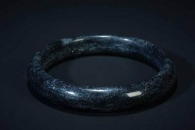 上海都达杂项专场五（全场包邮） - 天然墨玉手镯87-45