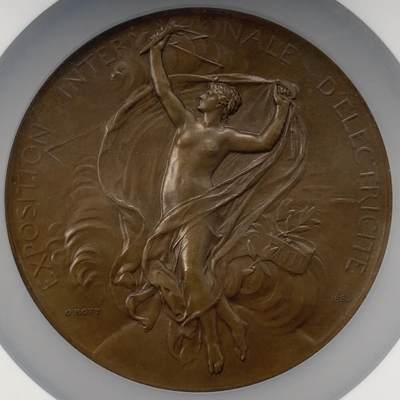 掌中浮雕-藏着的欧洲第050场 - NGC MS63 : 1881年首届国际电力博览会纪念铜章，80mm，章牌大师奥斯卡.罗蒂Oscar Roty（1846-1911）作品