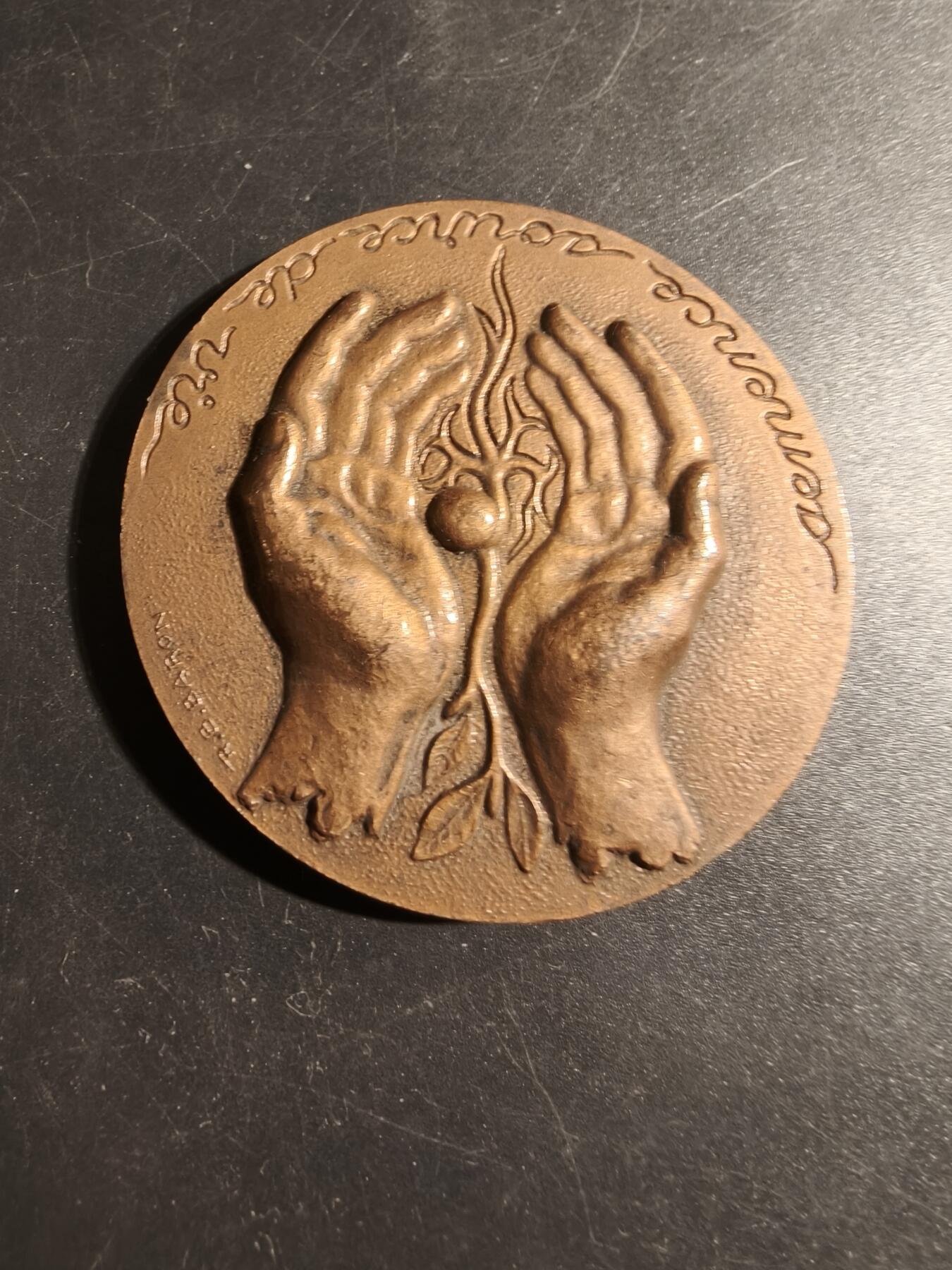 老王徽章第178期 法国1961年巴黎综合农业竞赛大铜章     少见版本     直径59mm    重量113.8g