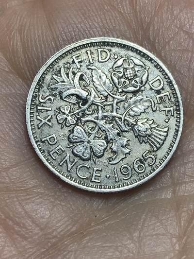 2026年第十二场(总第一百八十一场）外国好品散币场(免佣金) - 英国🇬🇧1965年6便士(伊丽莎白二世青年桂冠第二版)