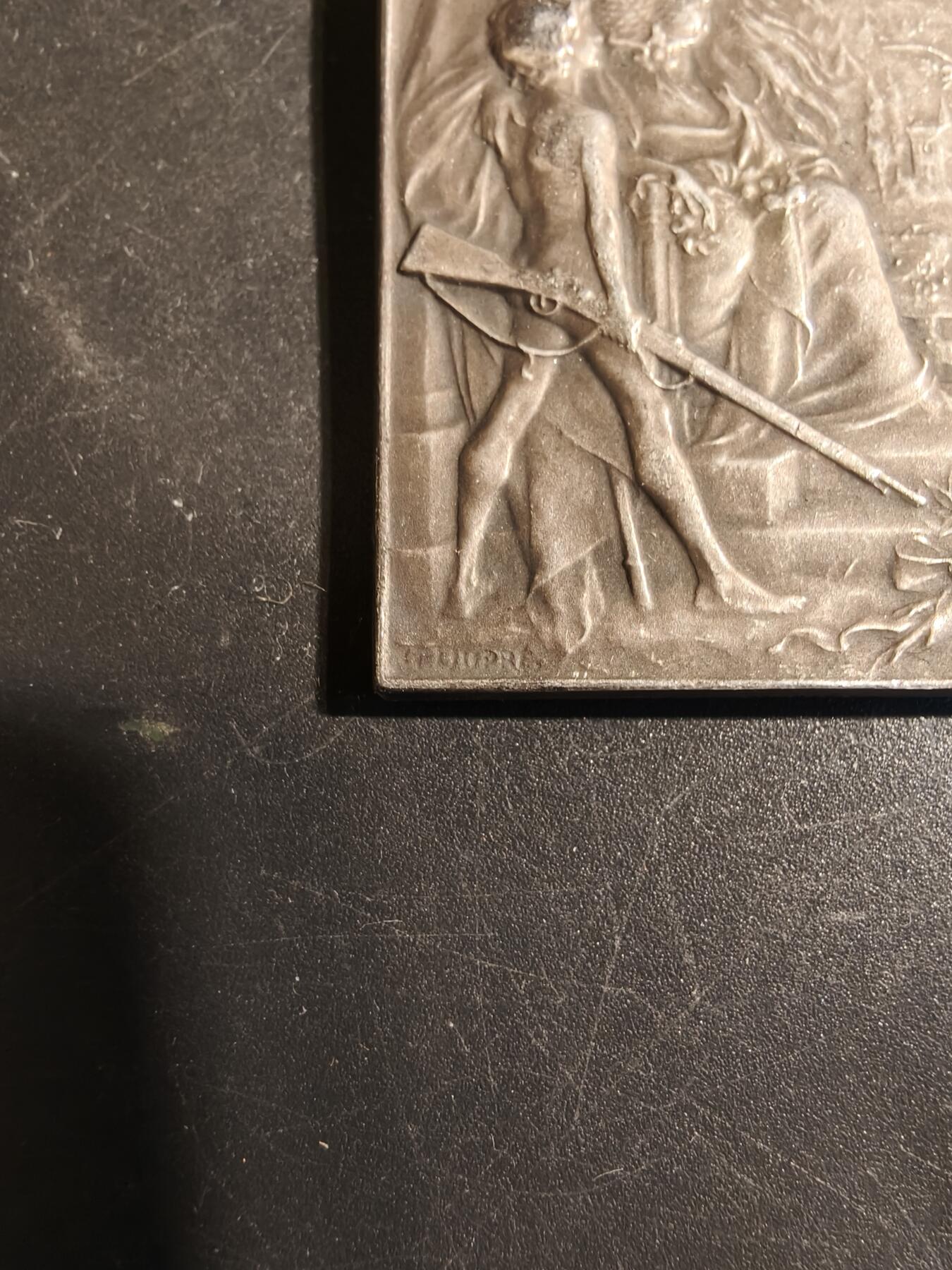 老王徽章第178期 法国射击联盟混合射击竞赛方形镀银大铜章    Dupre版本    尺寸38×50mm     重量41.2g