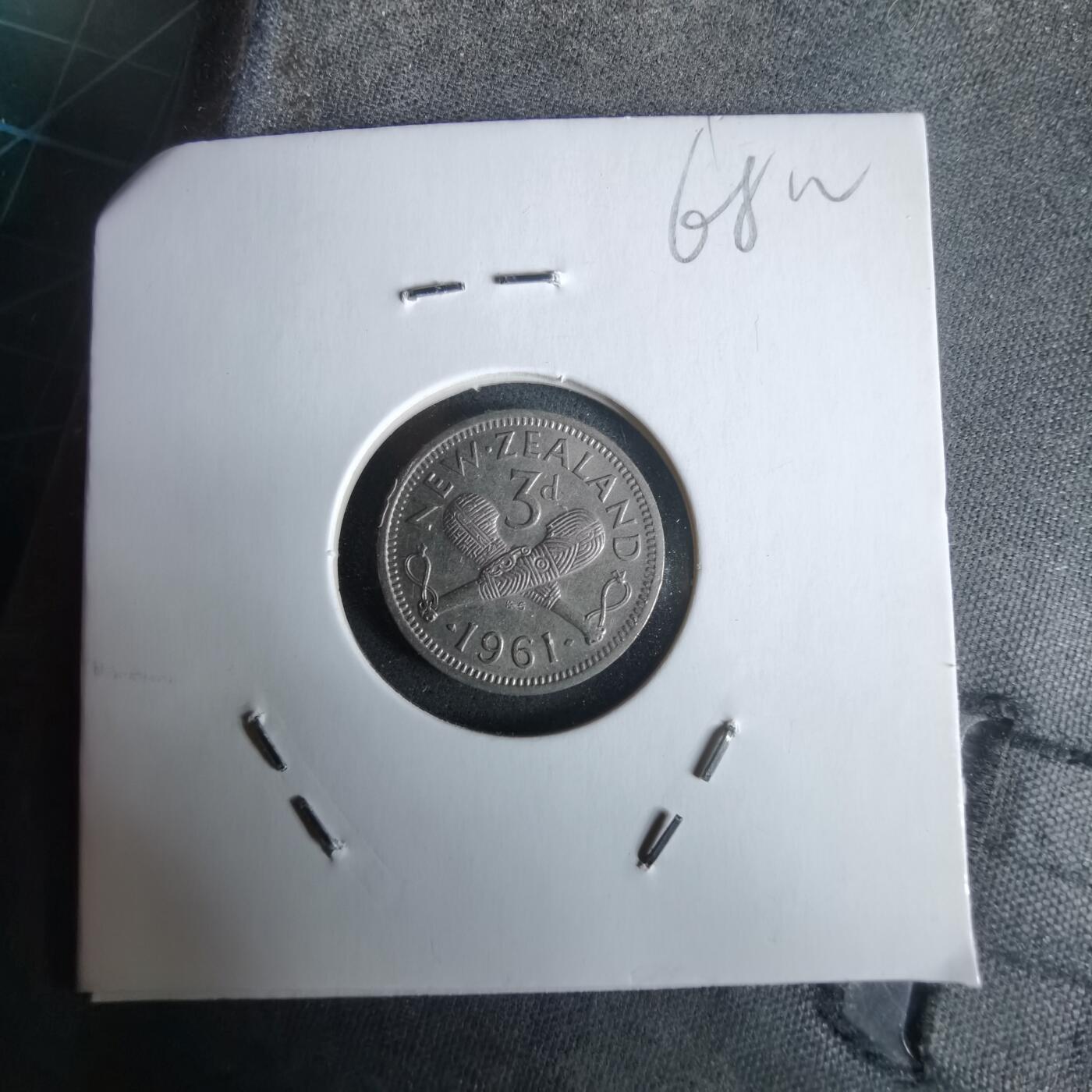 沼泽如烟--第968场 新西兰1961年3便士