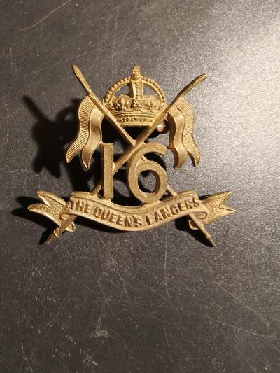 老王徽章第178期 - 英国女王第16枪骑兵团帽徽    一战时期
