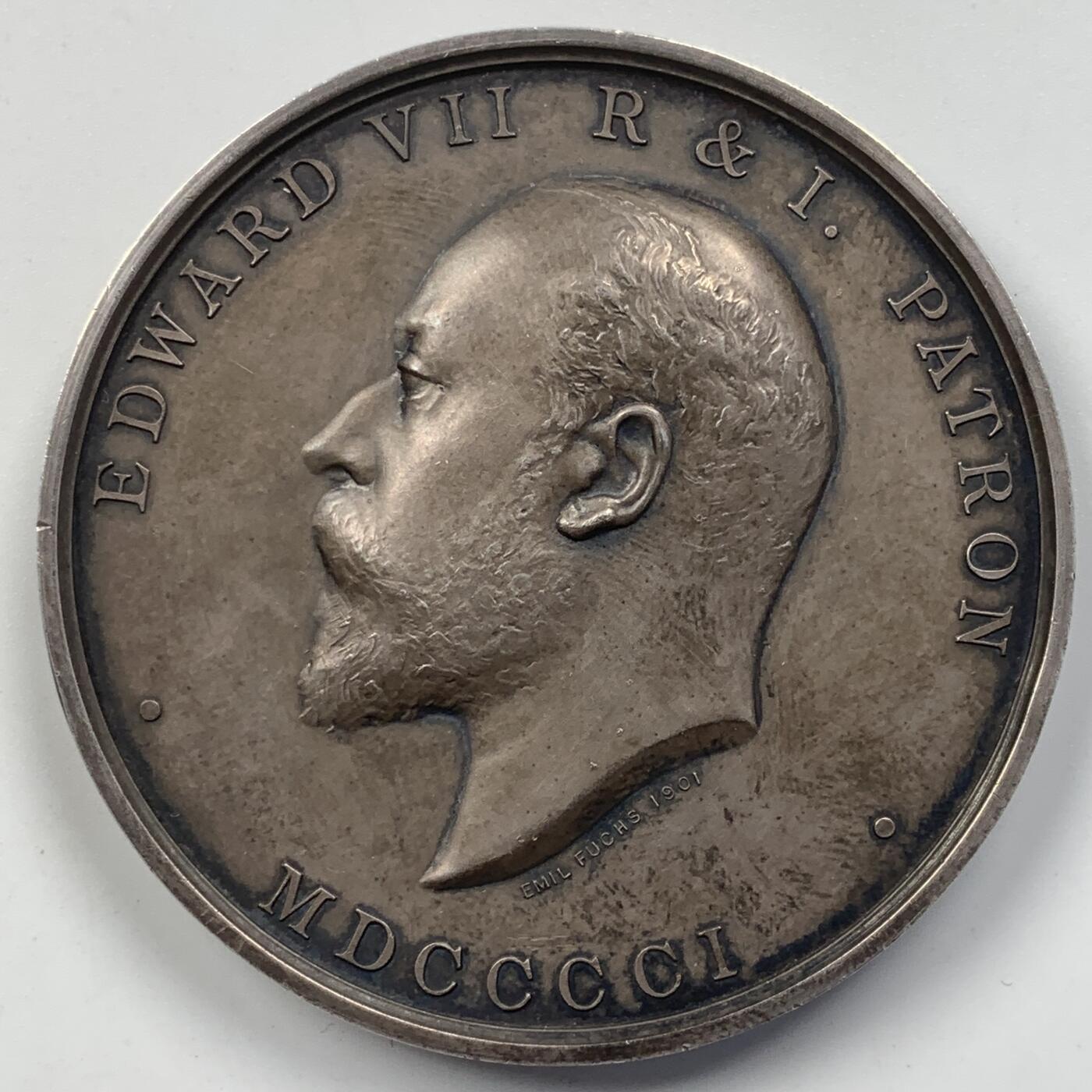 掌中浮雕-藏着的欧洲第050场 1901年英国皇家艺术、制造业与商业协会银章，55.6mm，97.12g，原盒