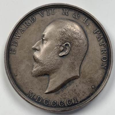 掌中浮雕-藏着的欧洲第050场 - 1901年英国皇家艺术、制造业与商业协会银章，55.6mm，97.12g，原盒