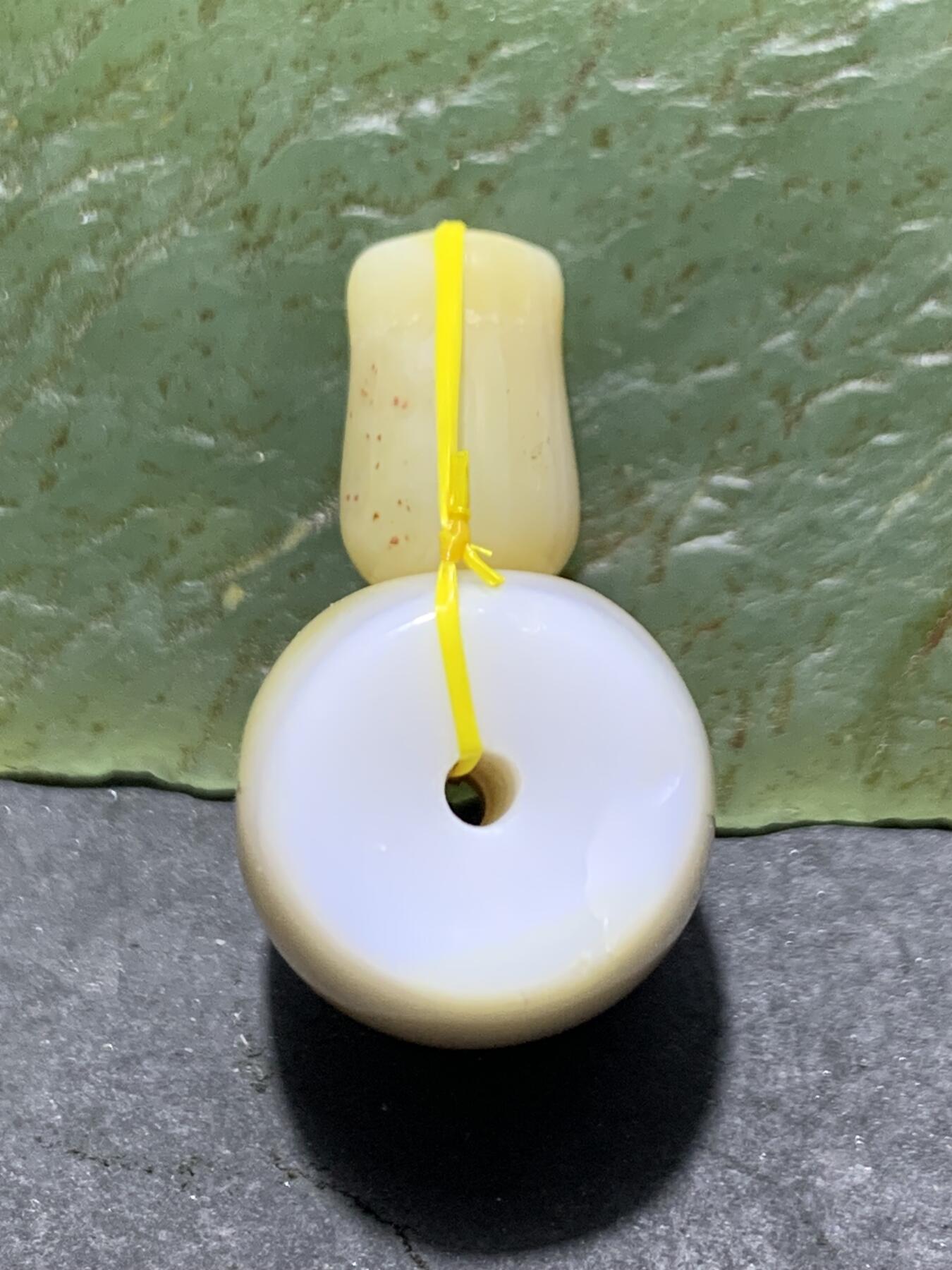 通货高玉化缠丝玛瑙佛头三通一套