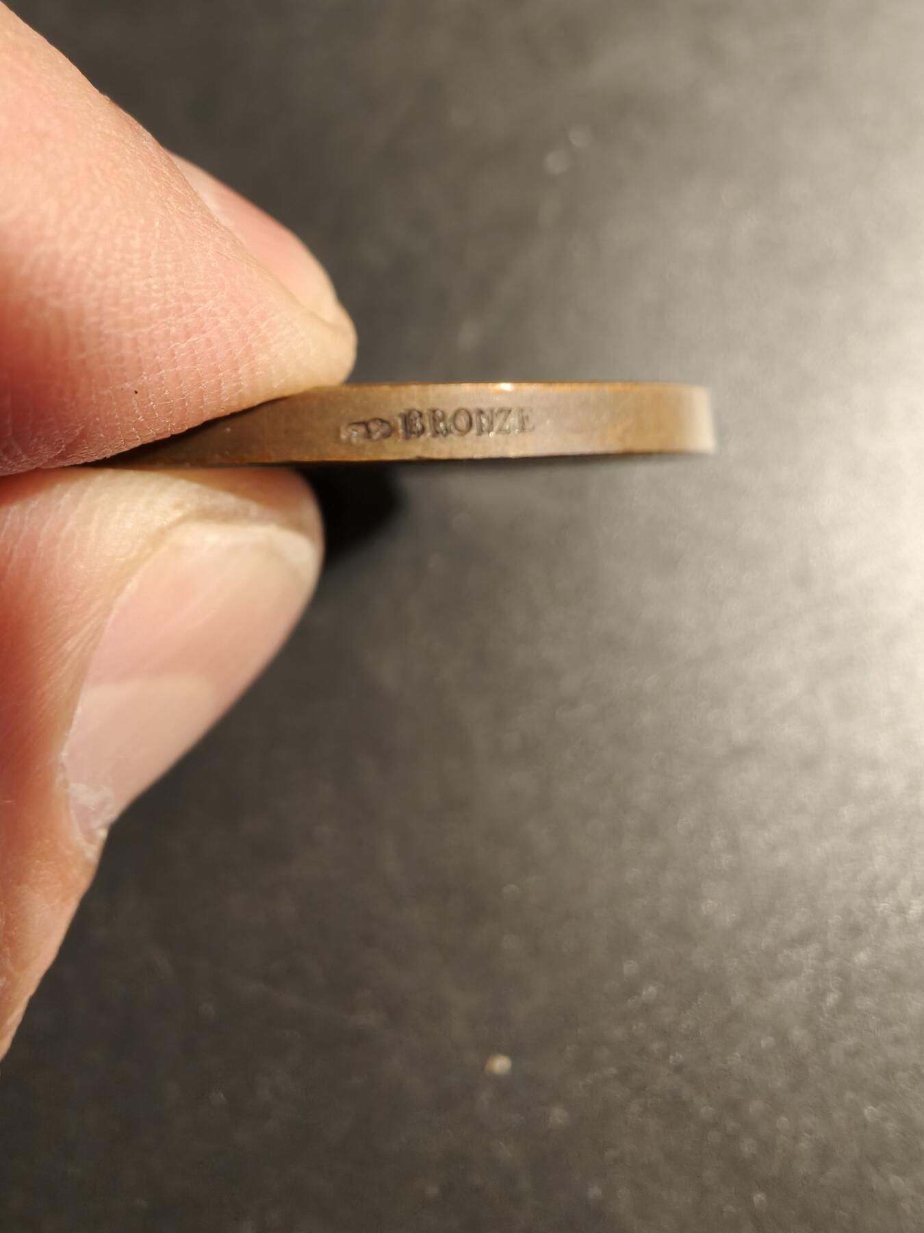 老王徽章第178期 法国国家射击协会大铜章     公鸡头玛丽安娜    大师波特作品     直径46mm    重量44.2g