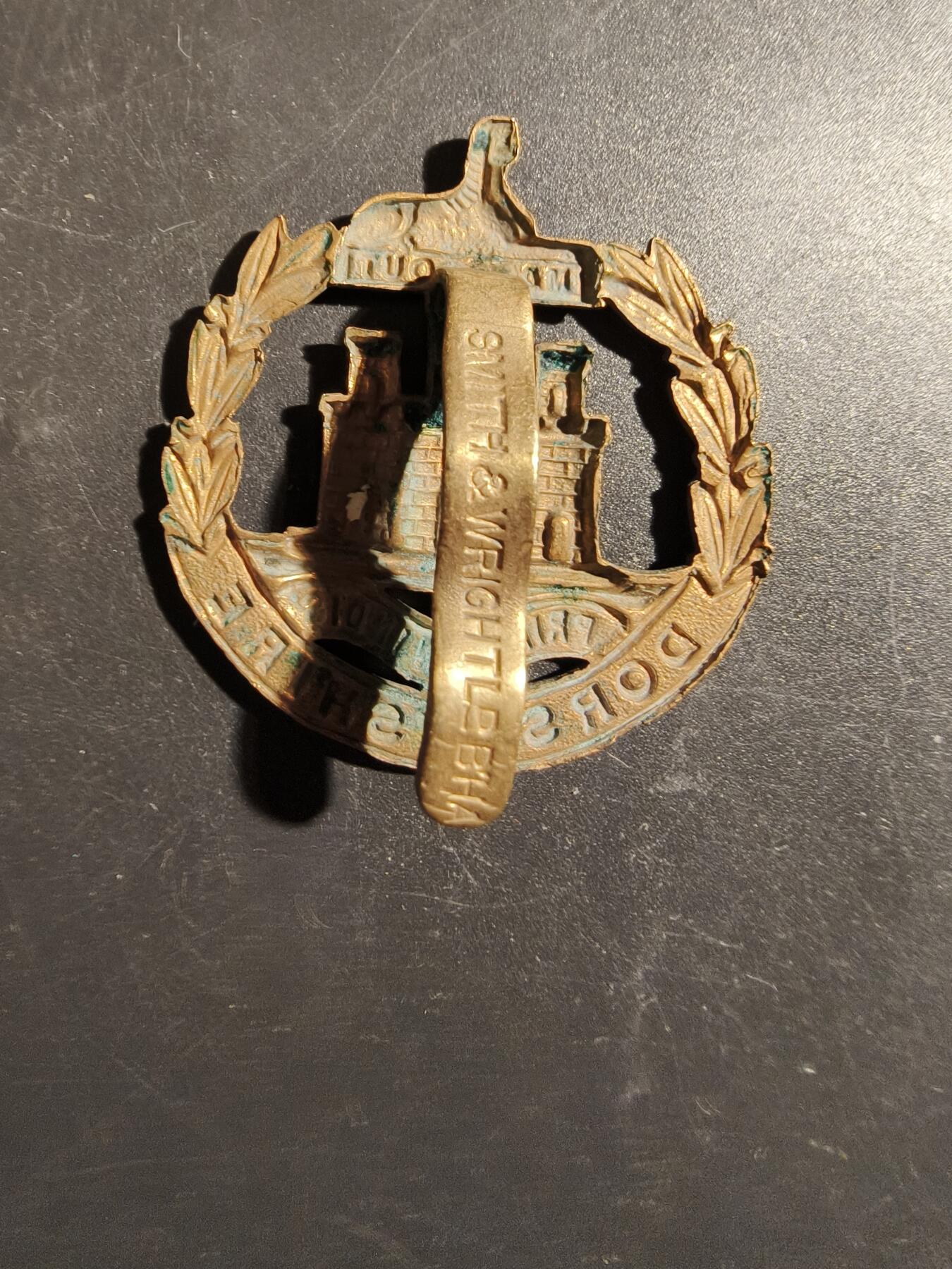 老王徽章第178期 英国多赛特郡步兵团帽徽    一战时期