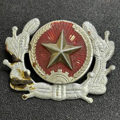 西秦中古拍卖第七十三期 - 越南人民军陆军早期帽徽