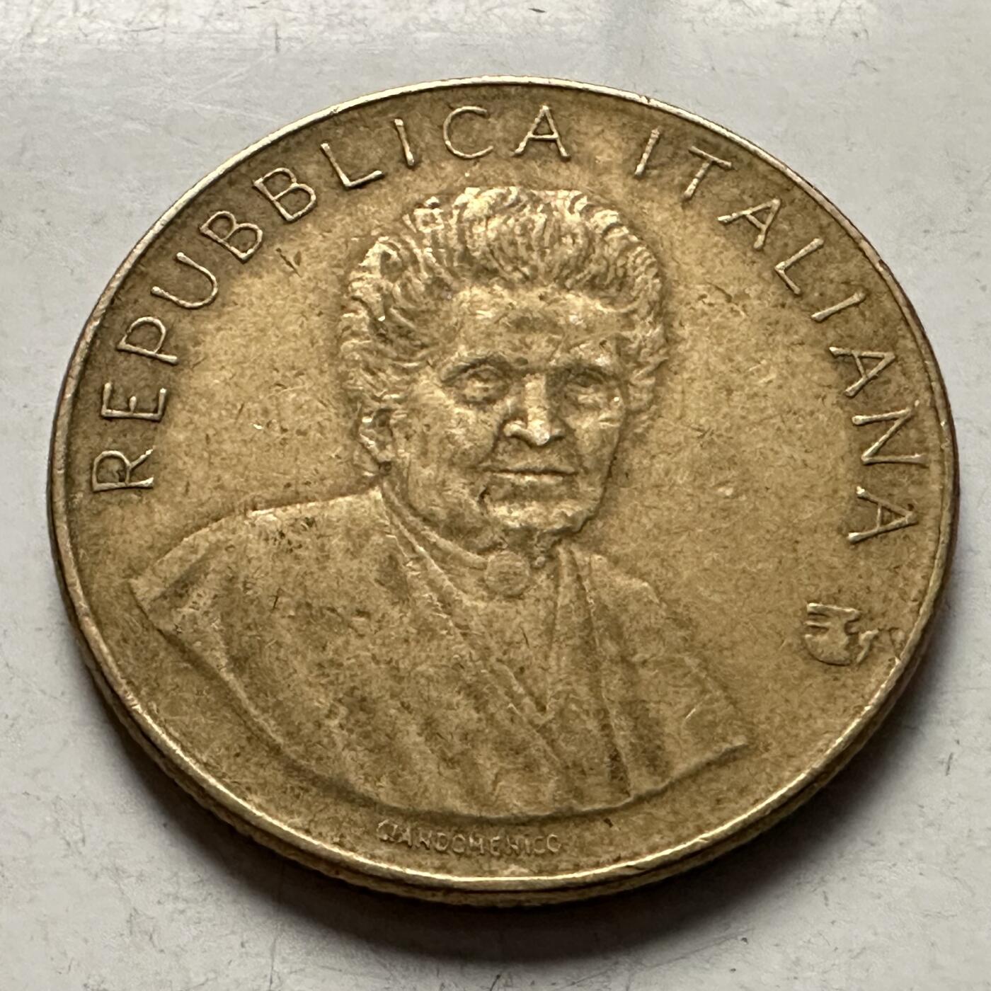 🌹外币初藏🌹🐯2026年第10场  每周二四六晚8️⃣点 接代拍 意大利1980年200里拉纪念币