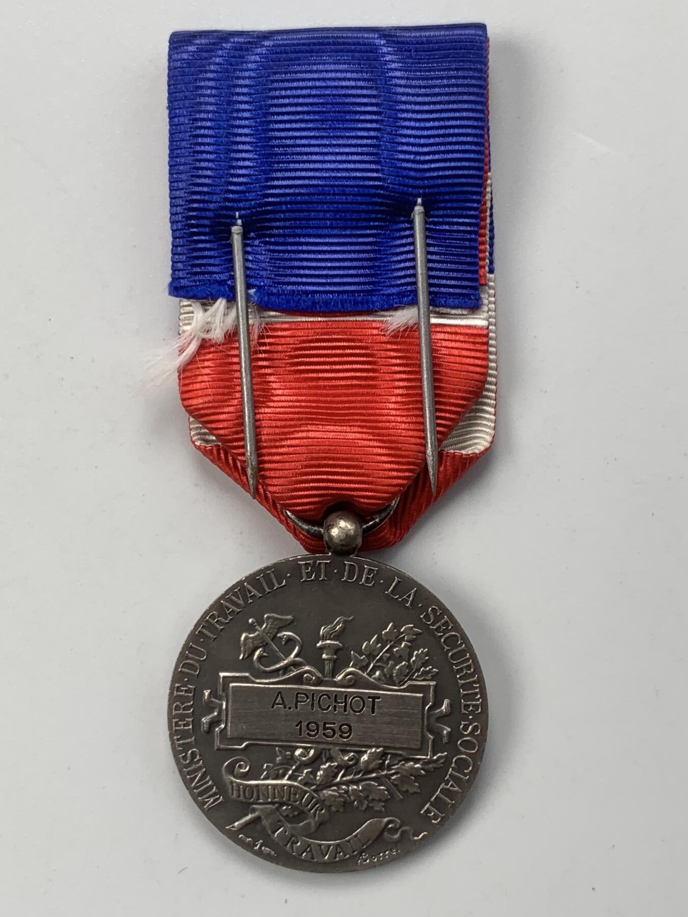 掌中浮雕-藏着的欧洲第050场 法国玛丽安娜银质奖章，章体直径27mm，9.5g