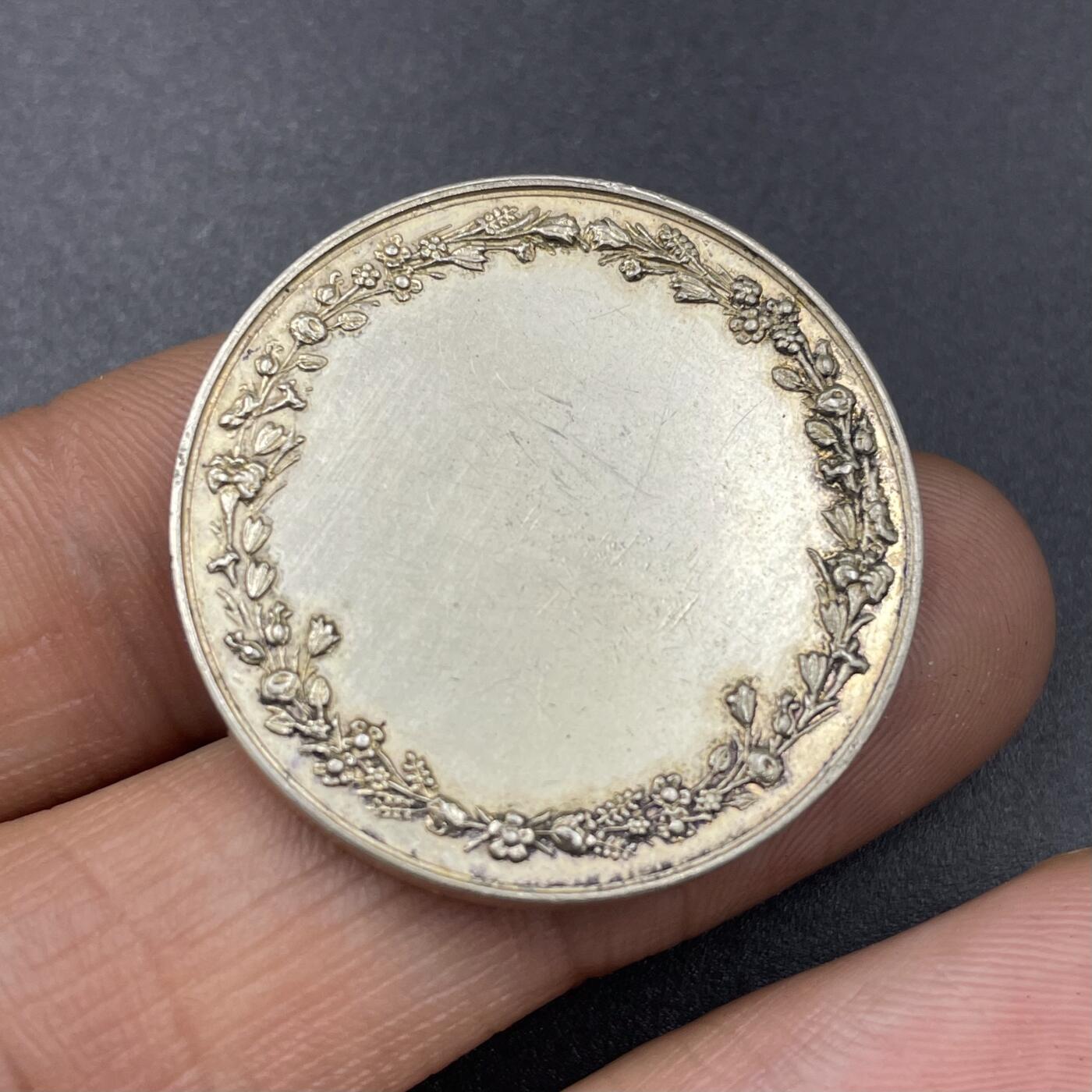 「木头集藏」章牌精品专场！ 法国婚礼纪念银章，直径：30.6 mm，14 g，边铭：丰饶角 ARGENT。
