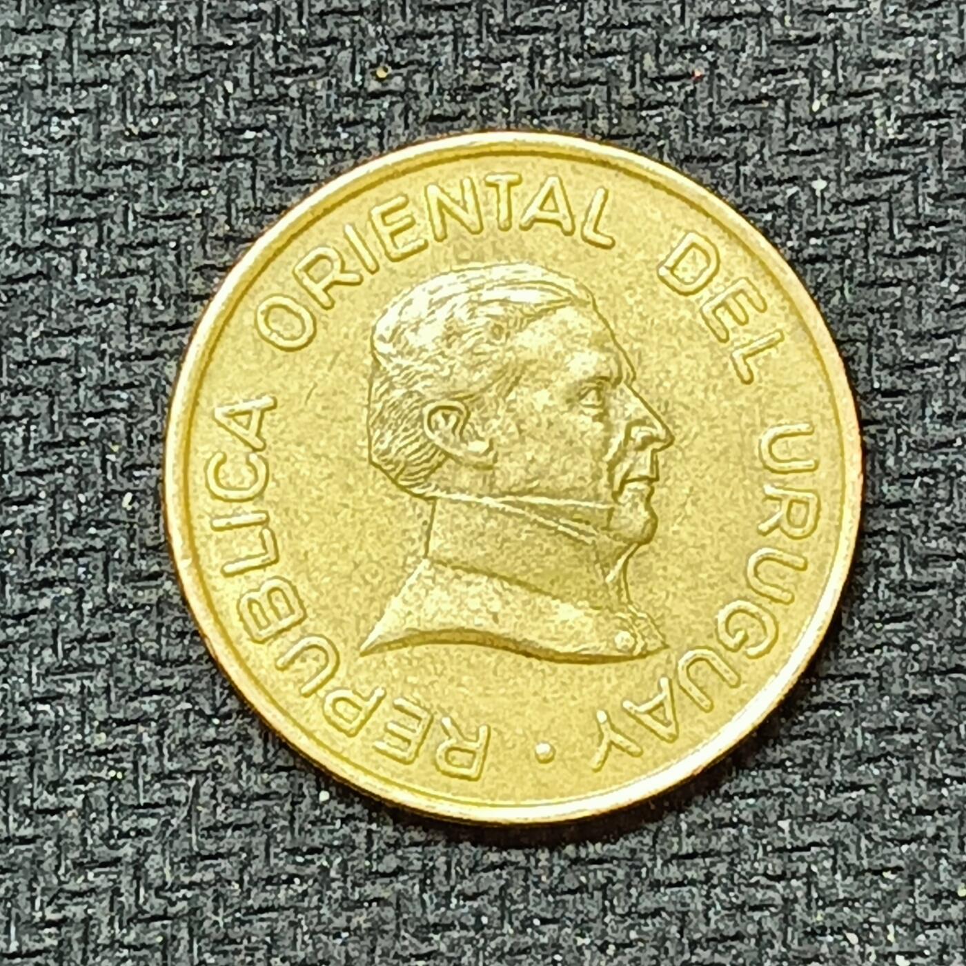 新2026B第六组世界各国精品钱币奖章纪念章花钱401-830 568乌拉圭2比索