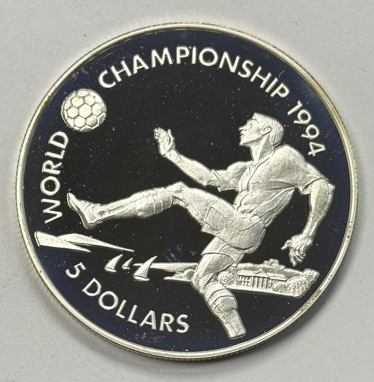 S&S Numismatic世界钱币-拍卖 第119期  巴哈马1993年 94美国足球世界杯 5元精制纪念银币  23.33克925银