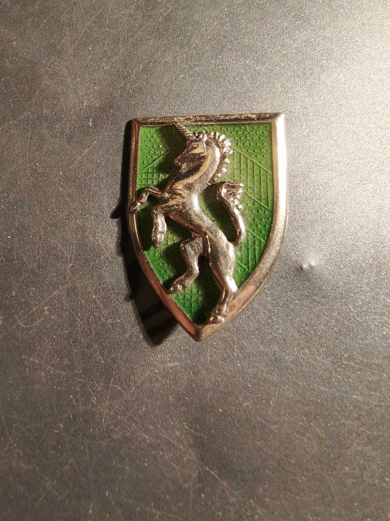 老王徽章第178期 法国陆军第5轻骑兵团证章