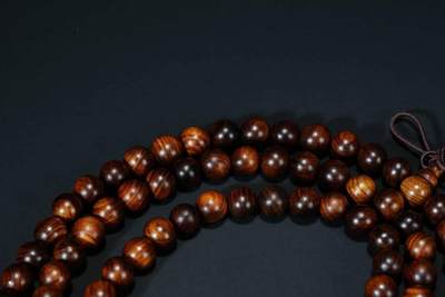 上海都达杂项专场七十三【全场包邮】 海南黄花梨虎皮纹0.8圆珠多圈手串 附鉴定证书86-260