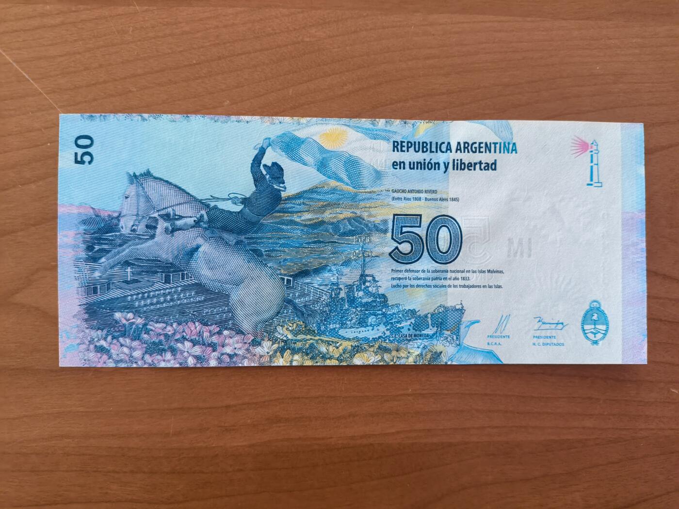 鑫鑫爱钱币2026-01-19 2015-阿根廷-50比索 品相:UNC【马岛纪念钞】