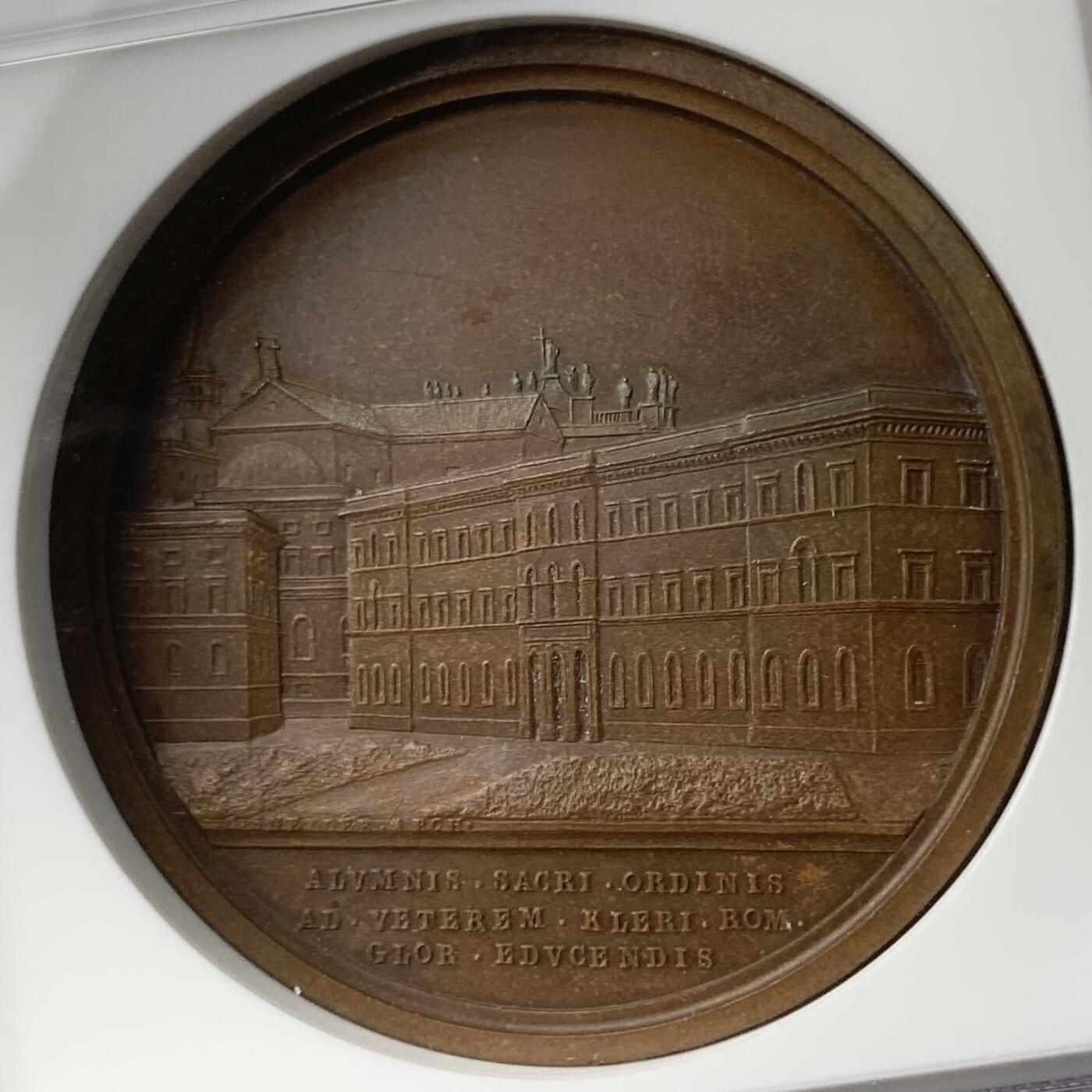 掌中浮雕-藏着的欧洲第050场 NGC MS62 :  教皇庇护十世铜章，44mm