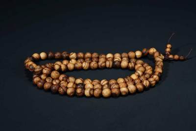 上海都达杂项专场七十三【全场包邮】 天然加里曼丹沉香0.8多圈圆珠手串 附鉴定证书86-284