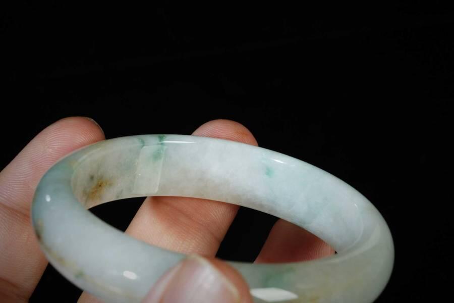 上海都达杂项专场五（全场包邮） 天然翡翠（A货）手镯 附鉴定证书87-43