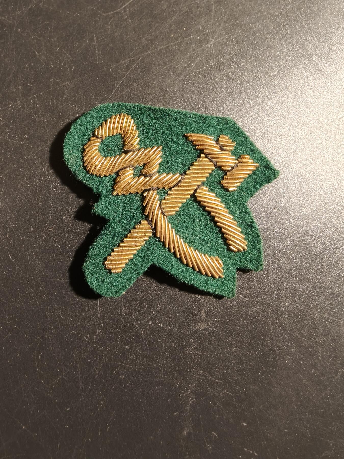 老王徽章第178期 英国陆军劳工团臂章