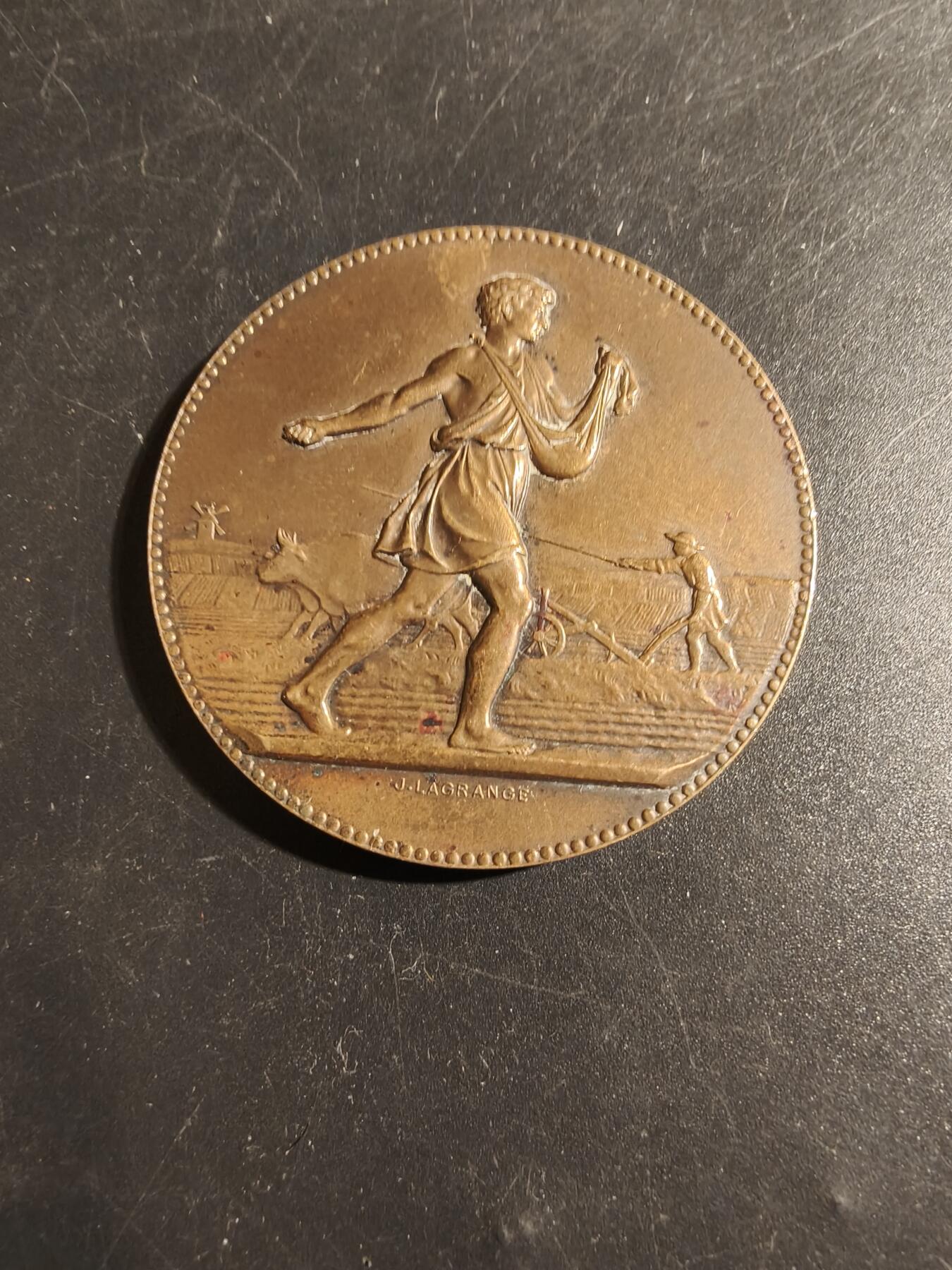 老王徽章第178期 法国1932年上莱茵省农业竞赛大铜章    播种者    直径50mm     重量62.8g