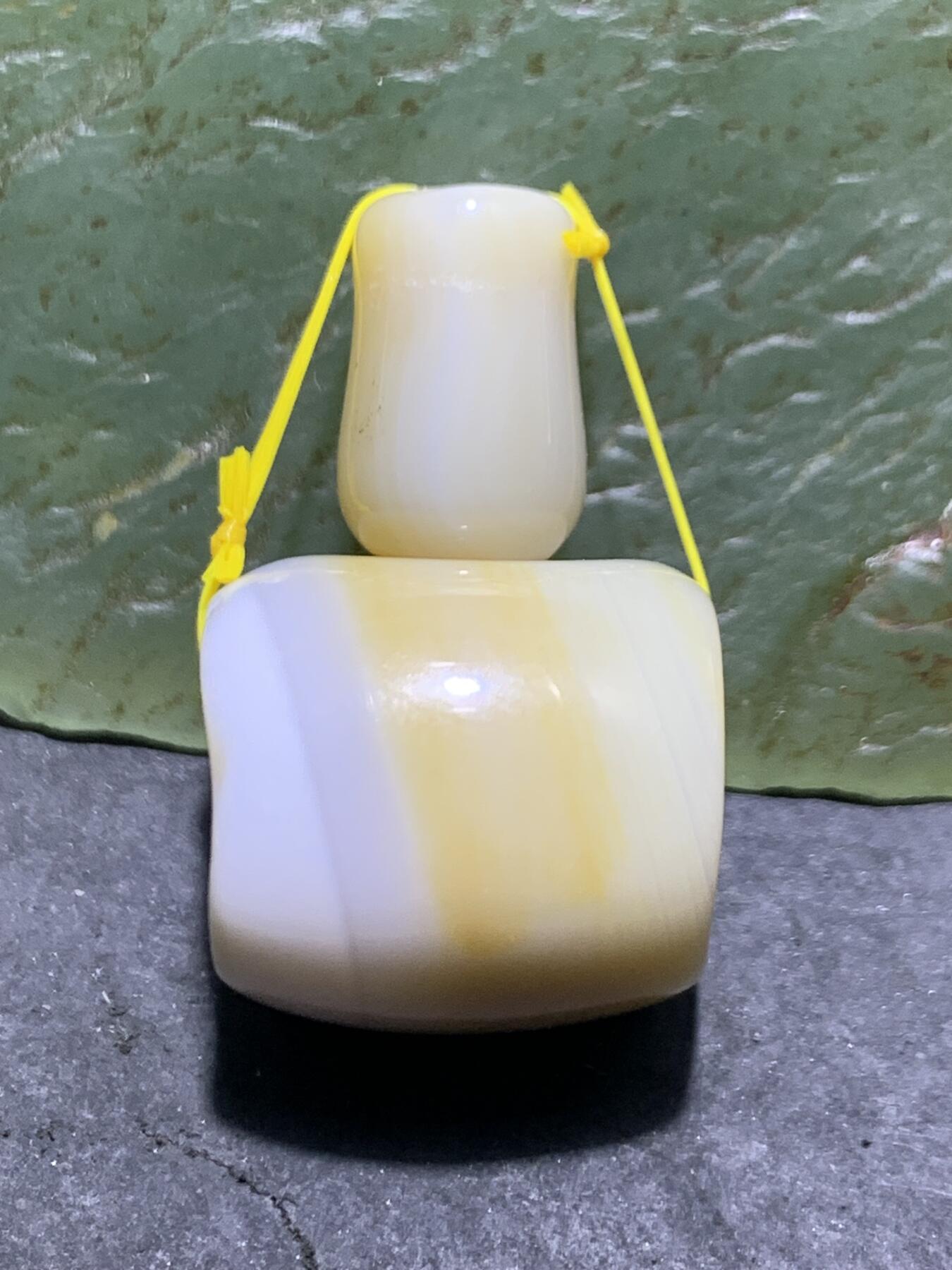 通货高玉化缠丝玛瑙佛头三通一套