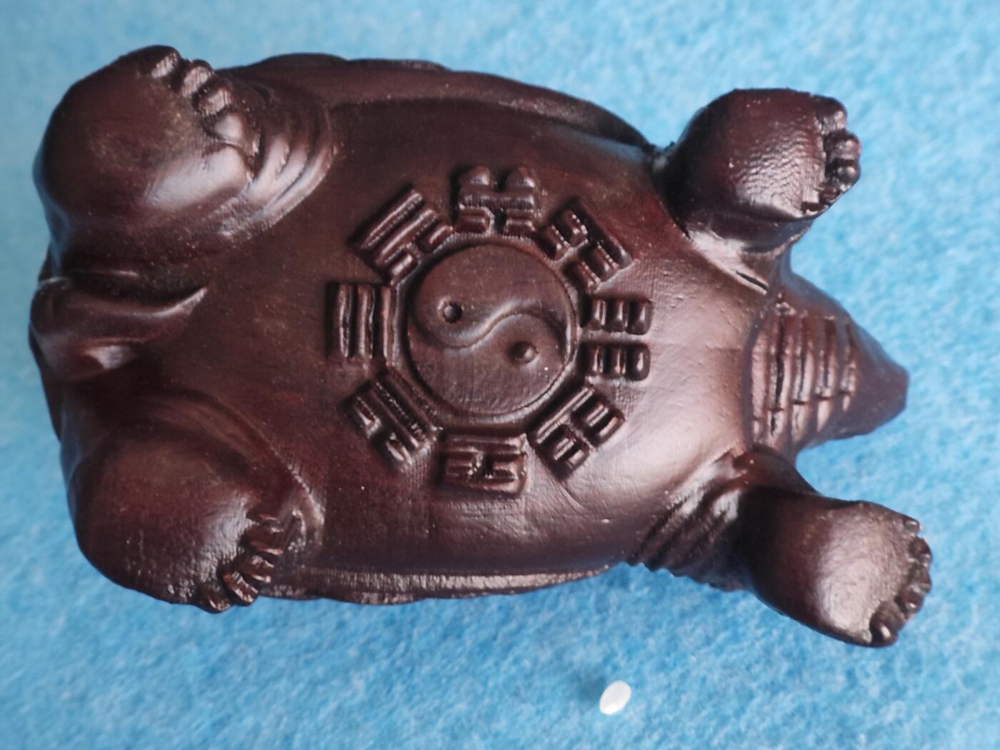 1月20日 🌏全球币章 多品：金钱龟/长度约12厘米/把玩摆件