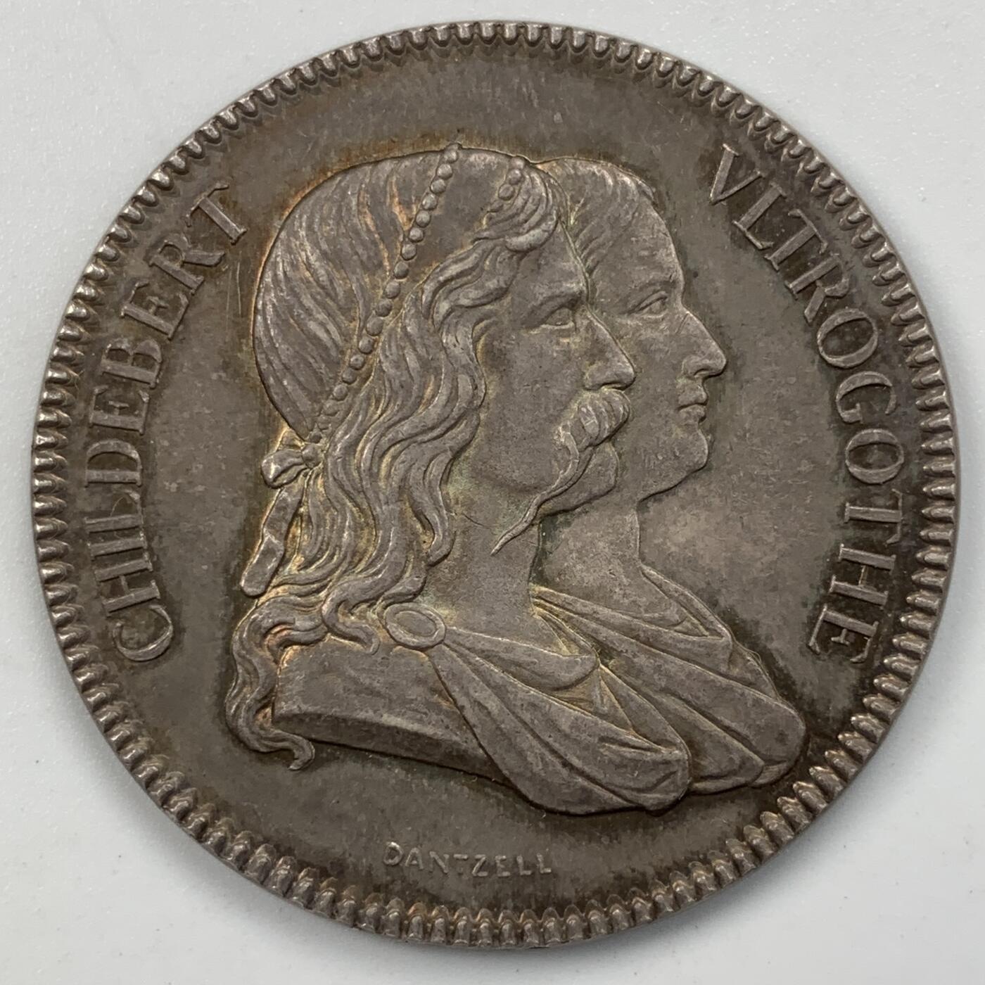 掌中浮雕-藏着的欧洲第050场 法国里昂平民医院管理委员会银质代币，35mm，16.12g