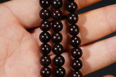 上海都达杂项专场七十三【全场包邮】 印度小叶紫檀爆满金星0.8圆珠多圈手串 附鉴定证书86-273