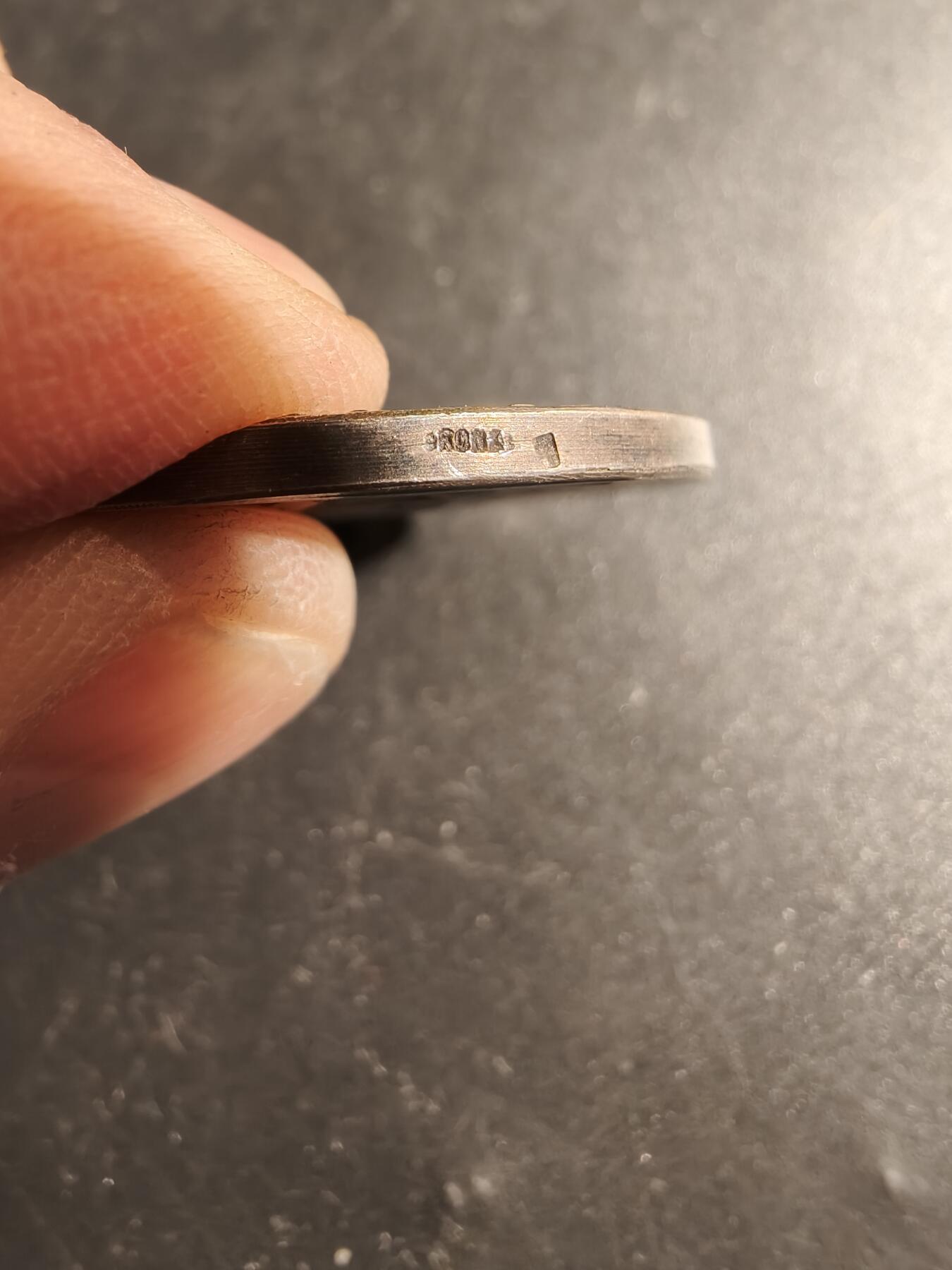 老王徽章第178期 法国1942年纺织品和纺织材料总协会镀银大铜章     直径36mm    重量22.1g