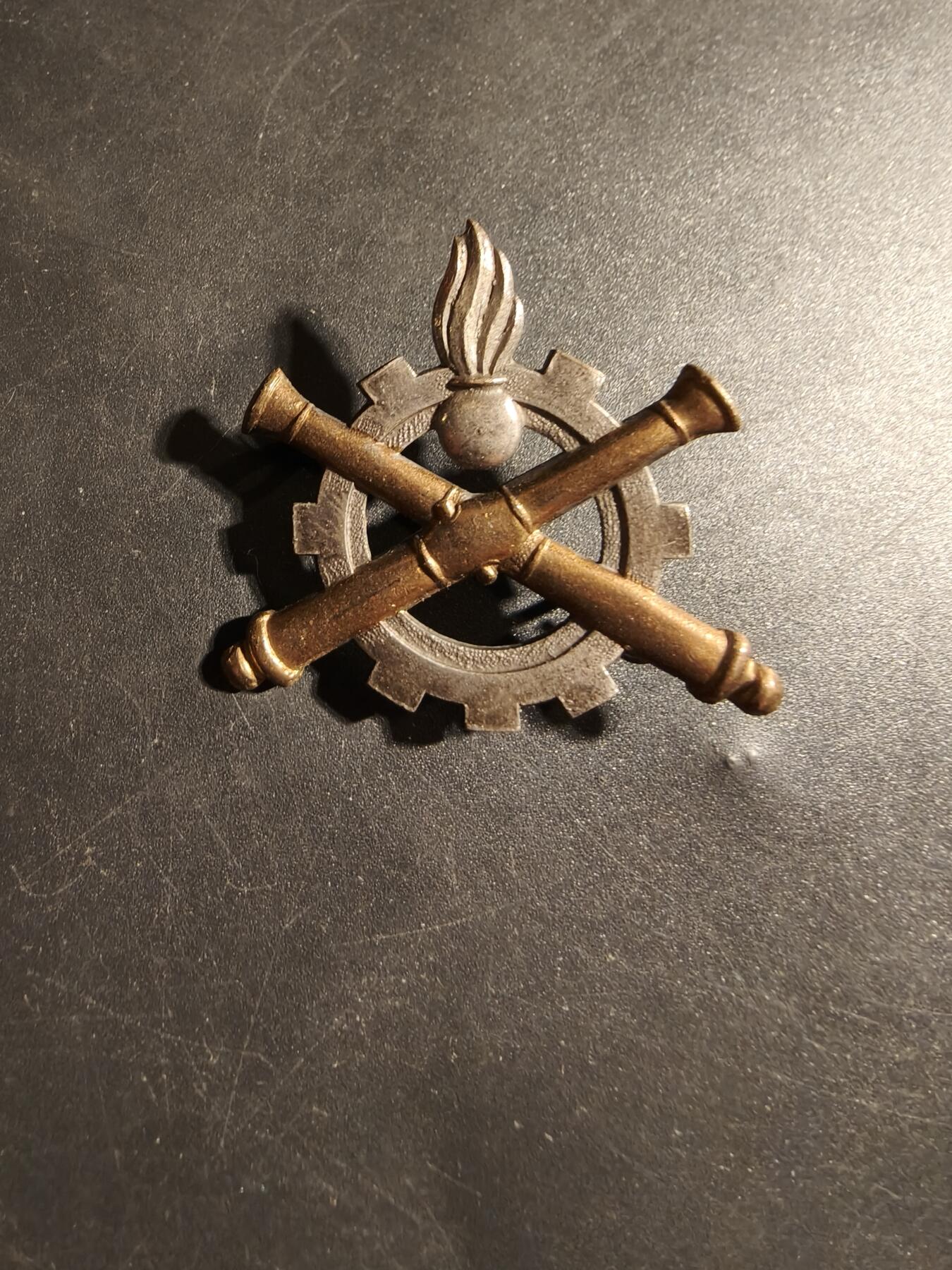 老王徽章第178期 法国陆军装备勤务局证章